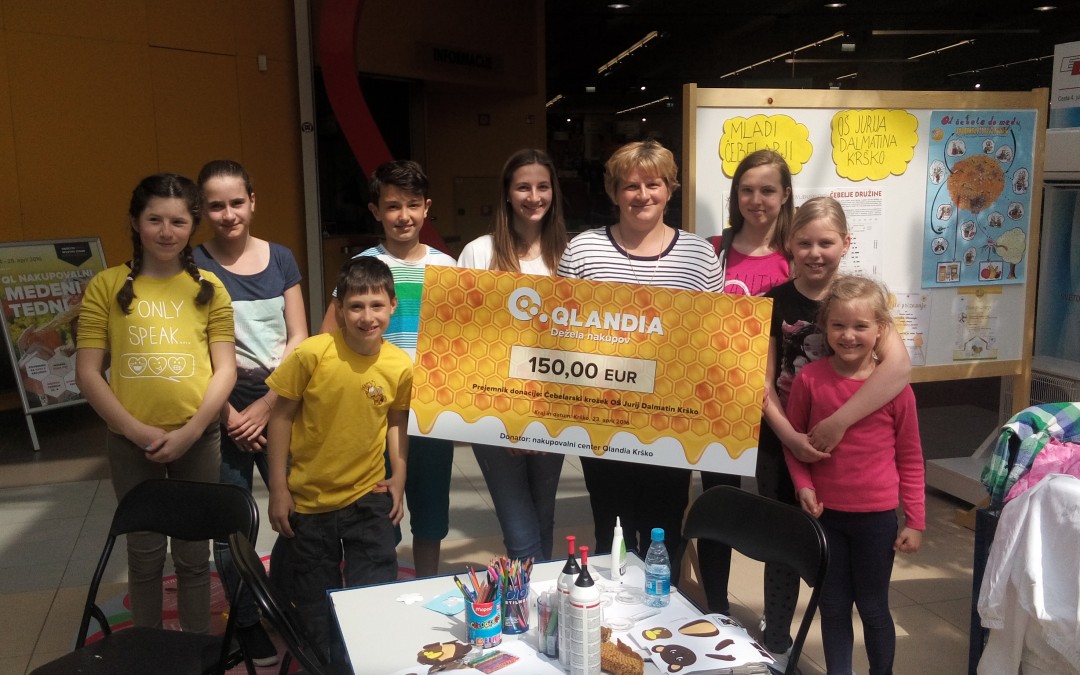 23. 4. 2016 – Mladi čebelarji in medena tržnica v Qlandiji Krško